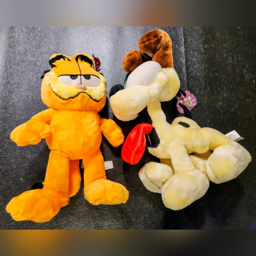Vintage Garfield And Odie Stuffed Animals